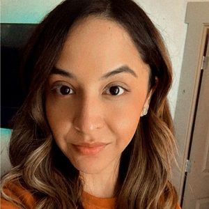 Meet your Posher, Christina